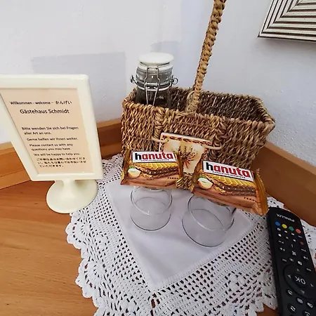 Gaestehaus Schmidt *