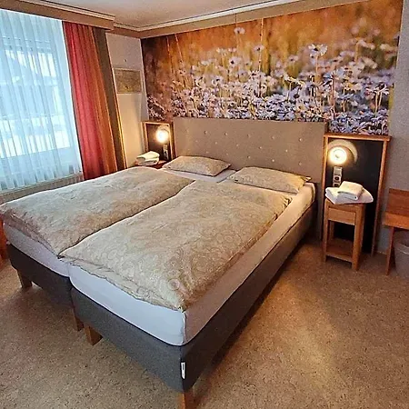 Gaestehaus Schmidt *