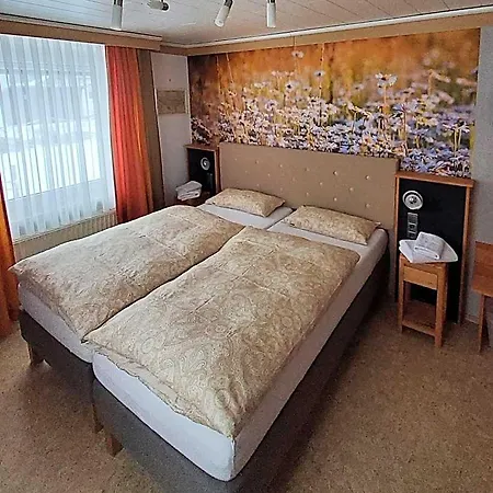 Gaestehaus Schmidt Bed & Breakfast