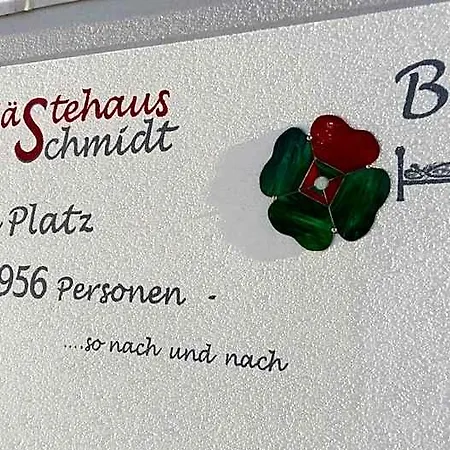 Bed & Breakfast Gaestehaus Schmidt
