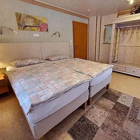 Gaestehaus Schmidt Bed & Breakfast